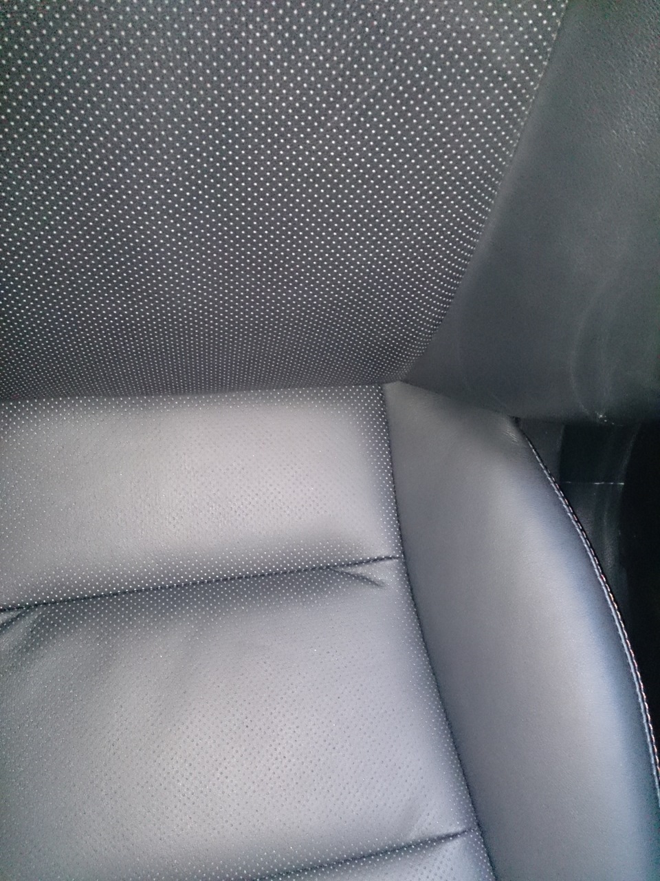 замена кожи на водительском сидении — Toyota Camry (XV50), 2,5 л, 2012 ...