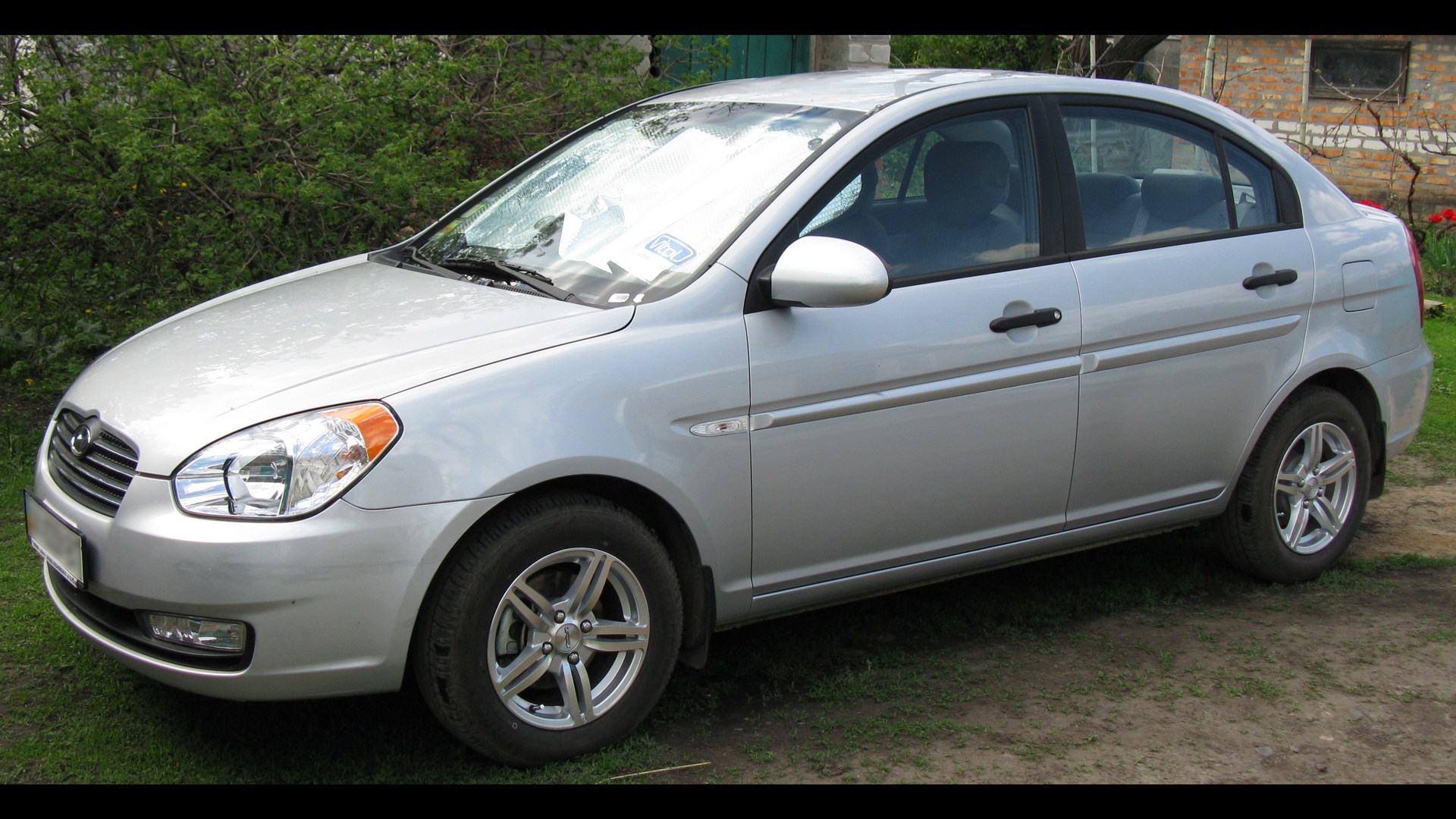 Hyundai Accent (3G) 1.5 бензиновый 2008 | 1.5 CRDI VGT 110HP 235NM на DRIVE2