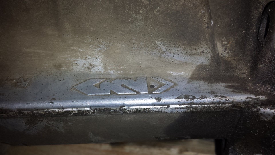 GKN веников не вяжет :), на старой раздатке не смог найти каких-либо обозначений — Mitsubishi Lancer X