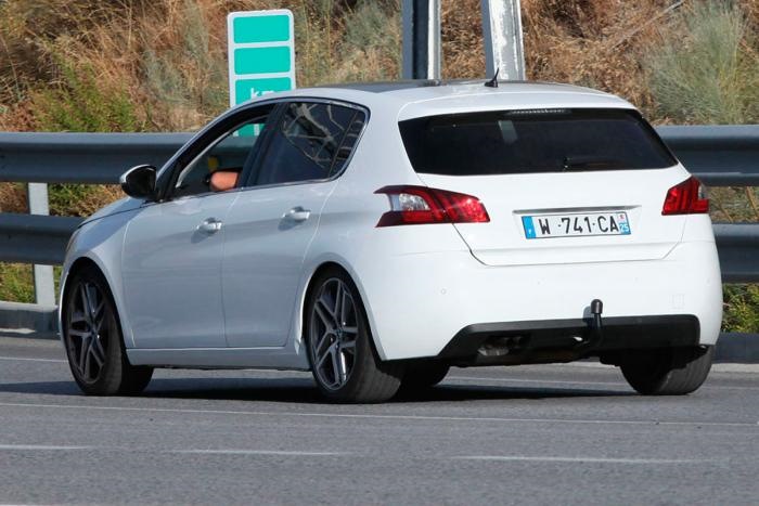 Во Франции тестируют Peugeot 308 Gti 2 поколения — Peugeot 308 1g 1 6 л 2008 года