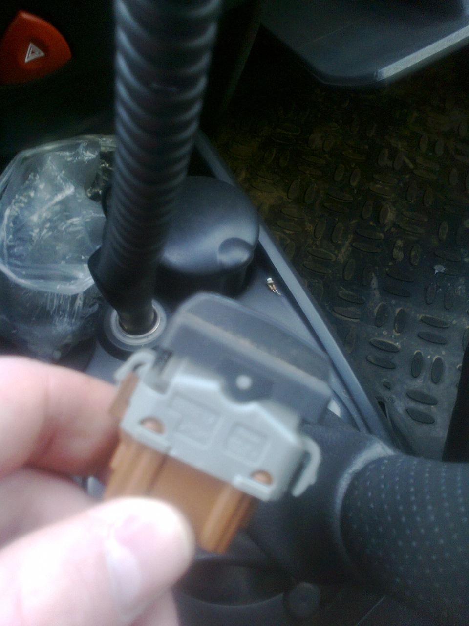 замена лампочек в блоке стеклоподъемниках, и в подогреве сидений ...