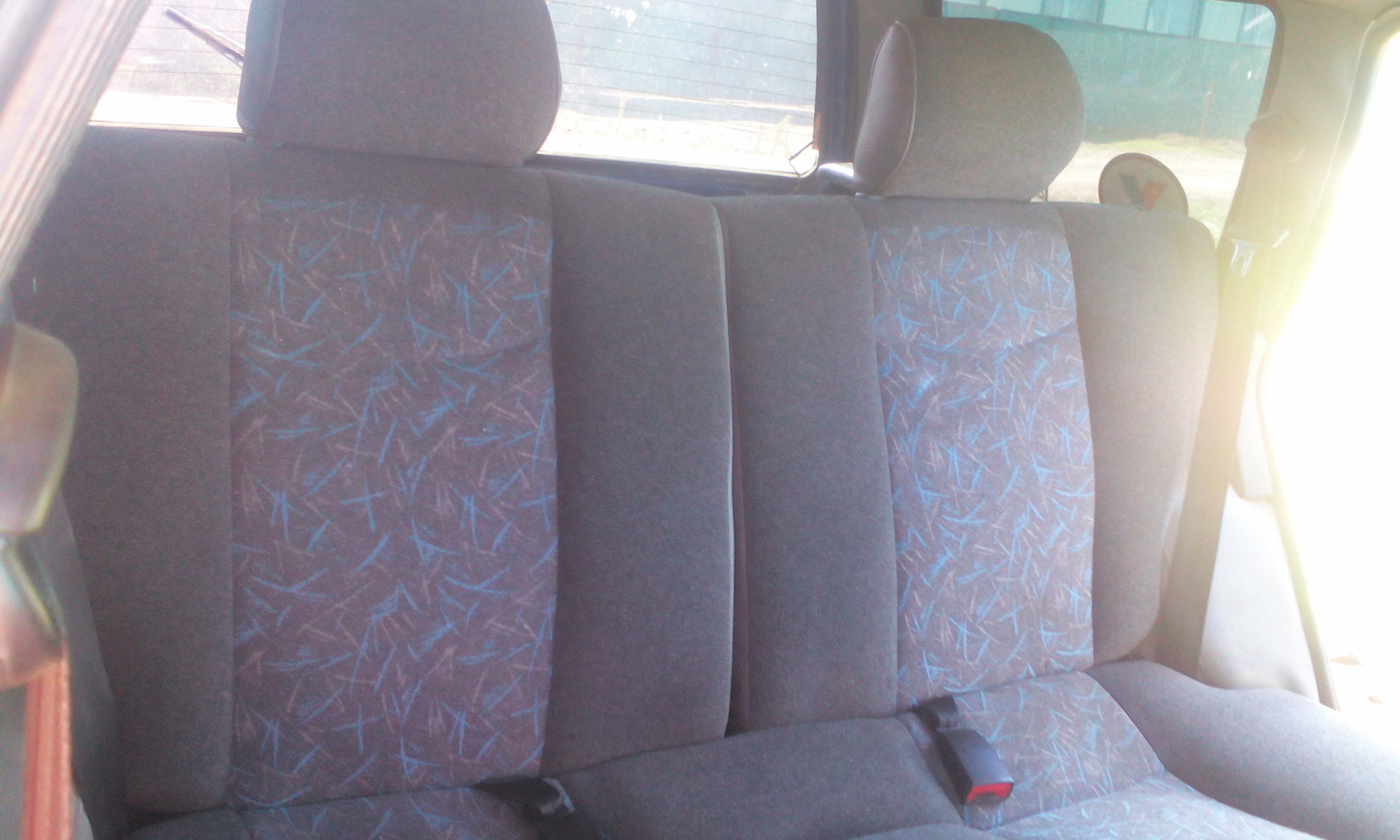 Чехлы иж 2126. Чехлы иж 2126. Подлокотник на иж ода 2126. Сиденья иж 2126. Салон пилот ваз 2110.