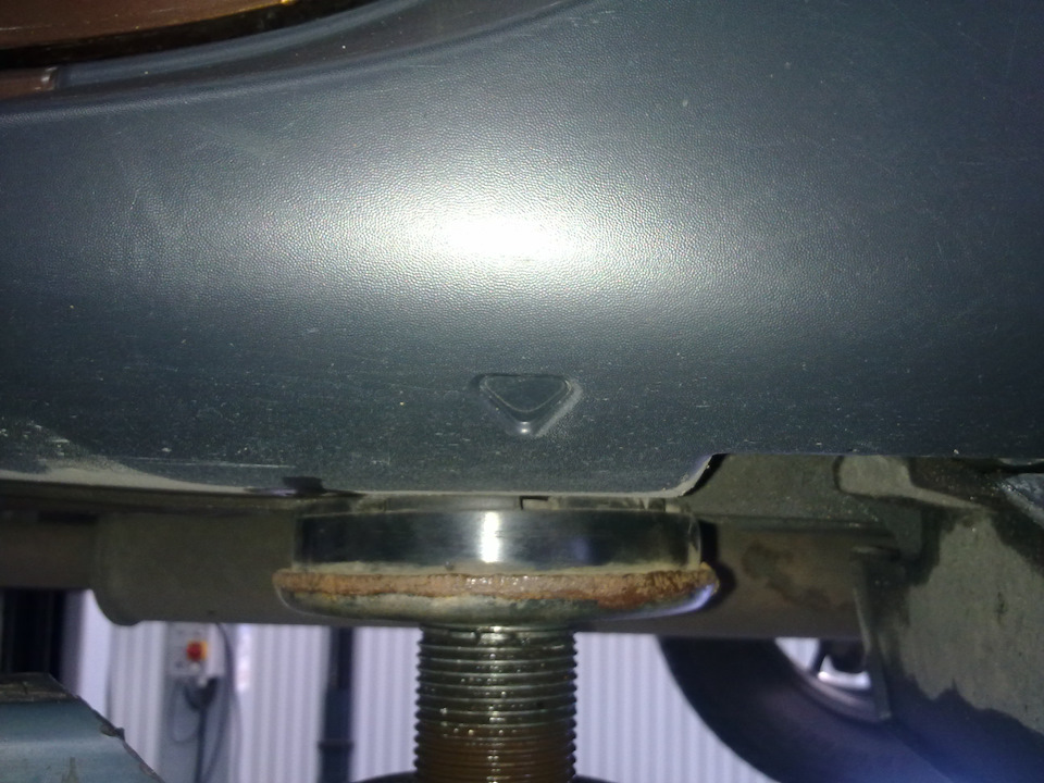 Мелочь, а мне теперь удобнее. — Renault Duster (1G), 1,6 л, 2012 года ...