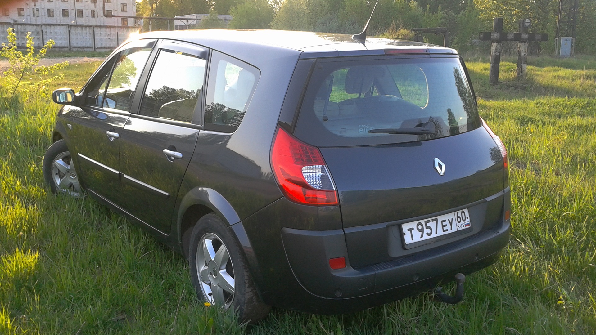 Рено сценик фото 2008 Renault Scenic II 1.5 дизельный 2008 1.5d MT на DRIVE2