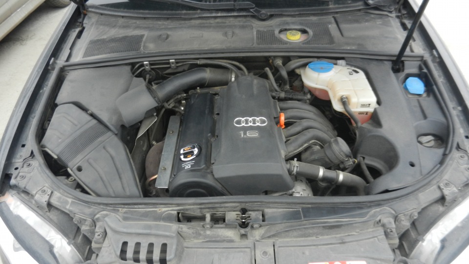 обшивка капота на audi a4 b5