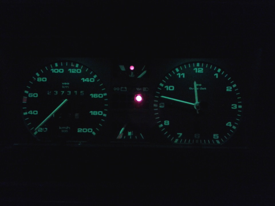 Подсветка спидометра — Volkswagen Jetta II, 1,3 л, 1985 года ...