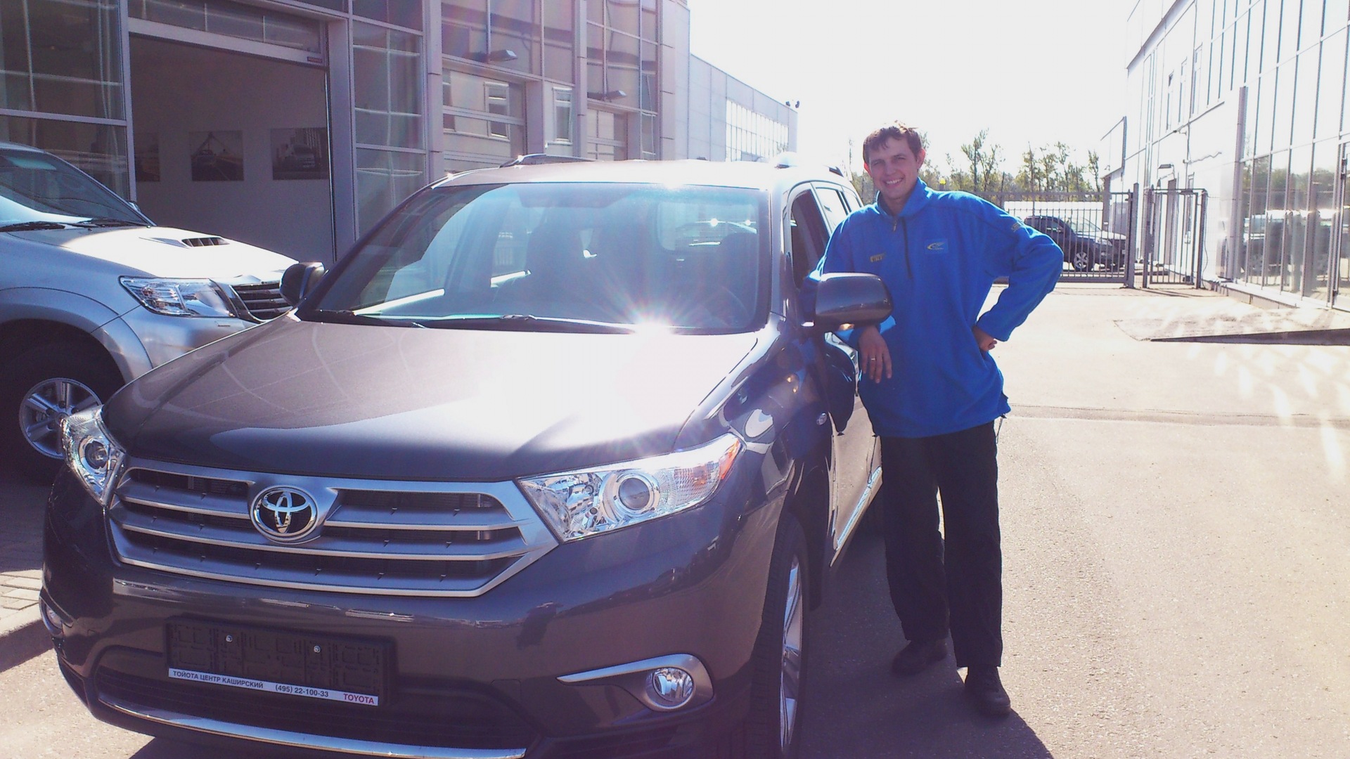 Toyota Highlander (XU40) 3.5 бензиновый 2012 | Пепельно-серый металлик на  DRIVE2