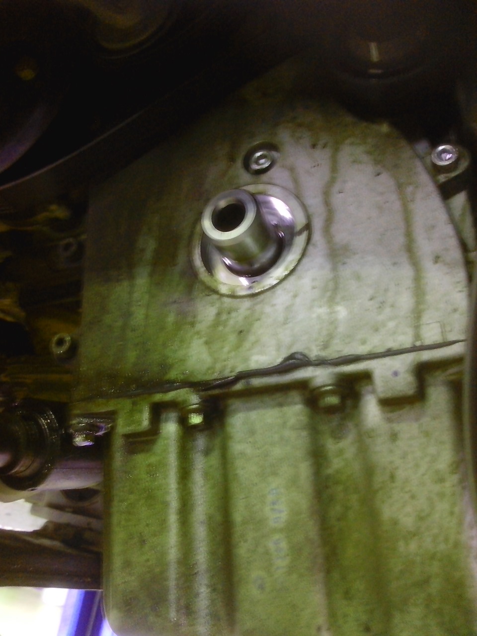 Сальник колен вала — Chery Tiggo 1, 1,6 л, 2013 года | поломка | DRIVE2