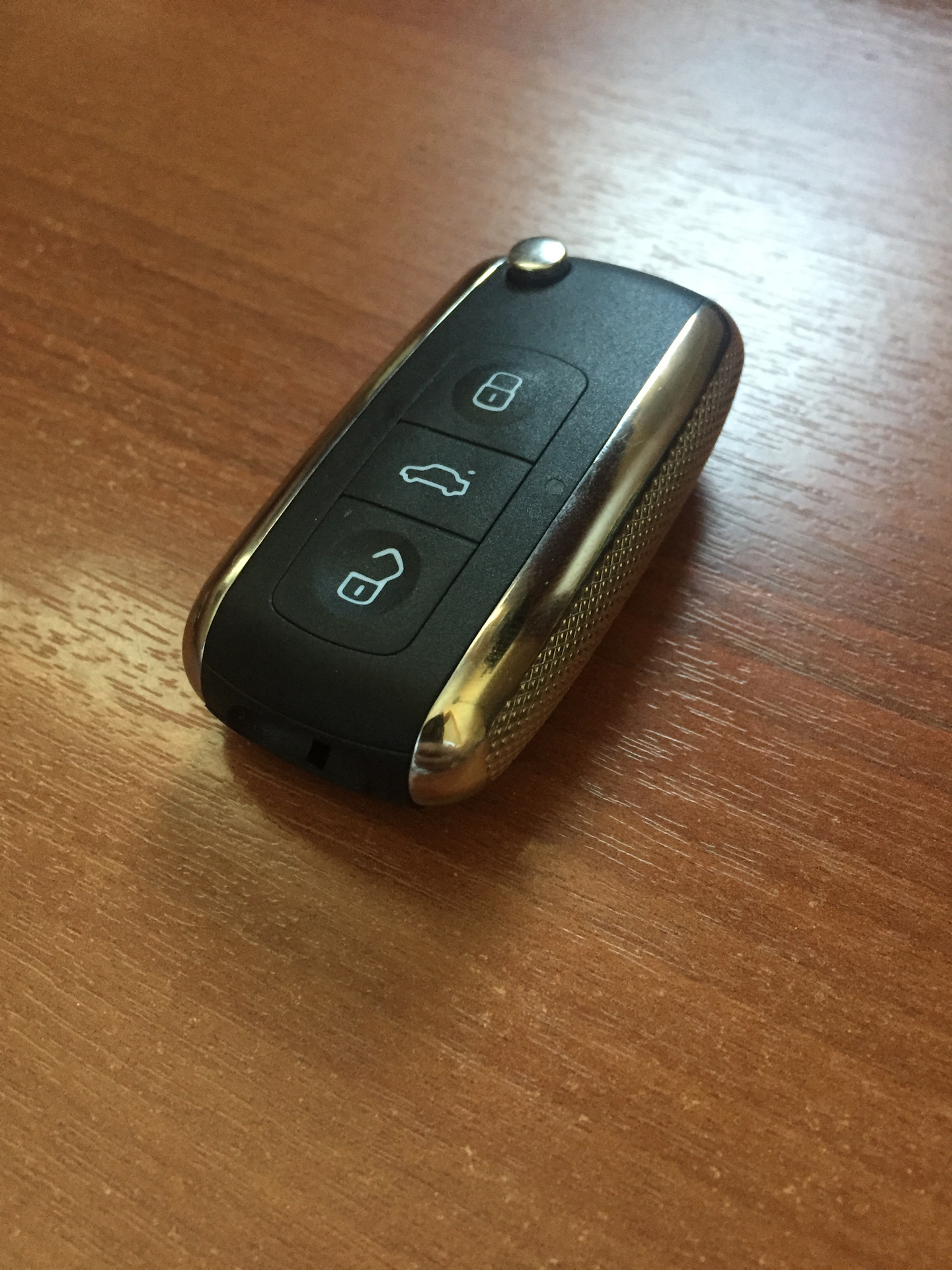 VW PHAETON KEY — Volkswagen Polo Sedan, 1,6 л, 2013 года | аксессуары ...