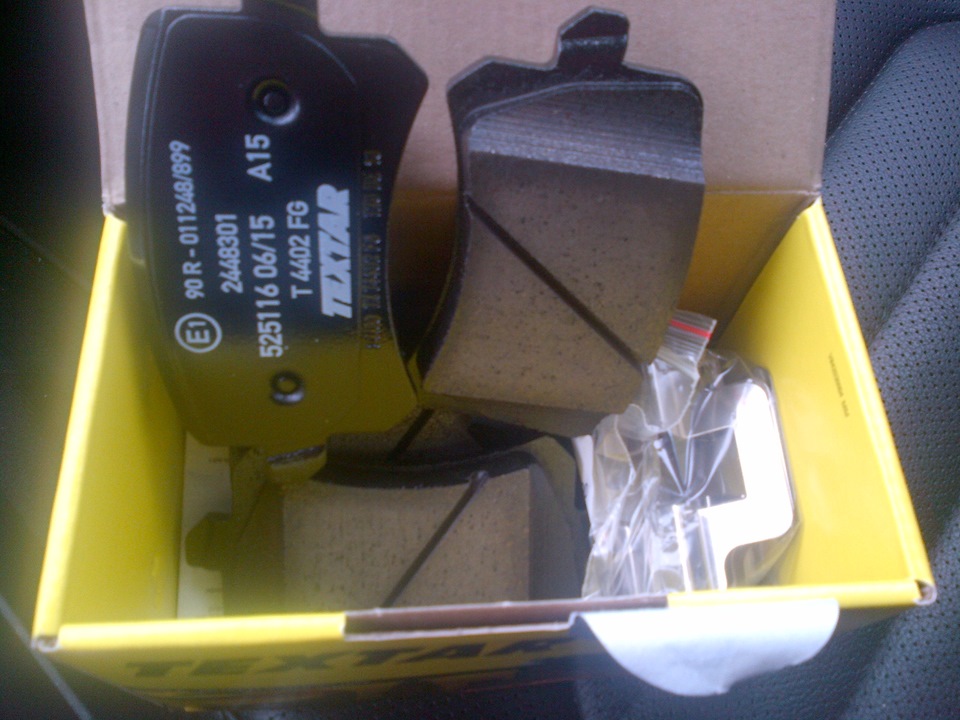 замена дисков и колодок — Volkswagen Passat Alltrack (B7), 2 л, 2013