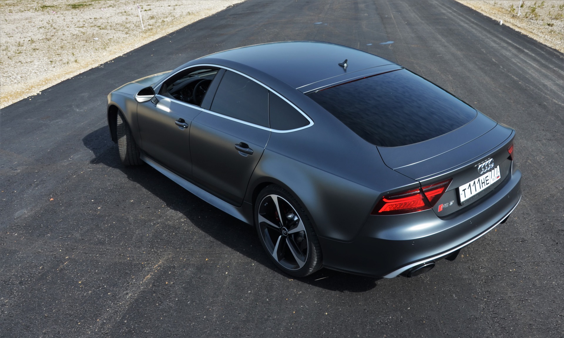 Audi rs7 черная матовая