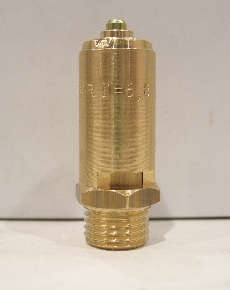 Перепускной клапан для компрессора