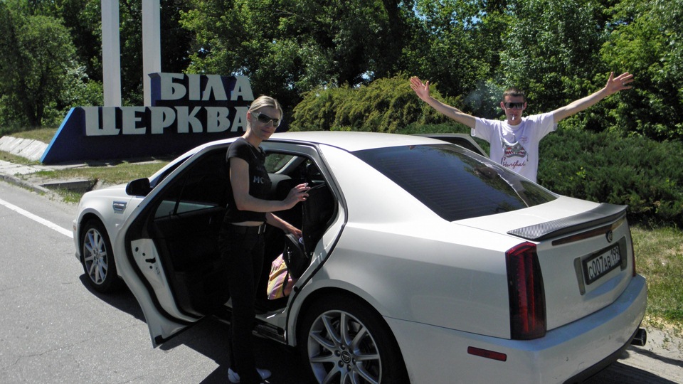 Cadillac STS 4.6