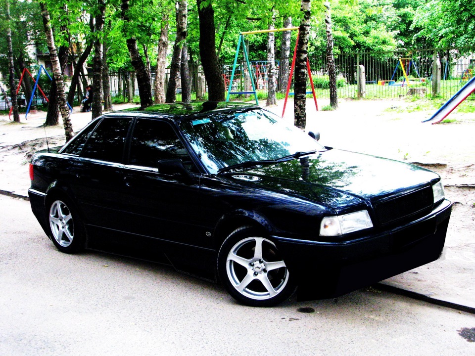 Купить б/у Audi 80 IV (B3) 1.8 MT (90 л.с.) бензин механика в Москве: красный Ау