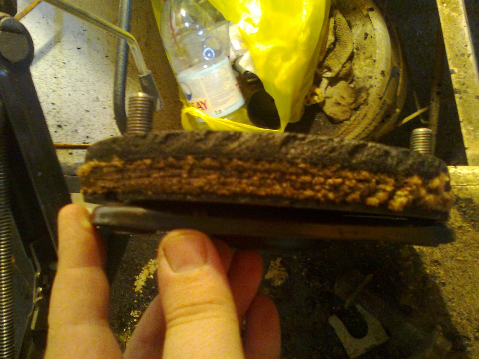 сборка амортизатора часть 2 — Mitsubishi Space Star, 1,8 л, 2003 года ...