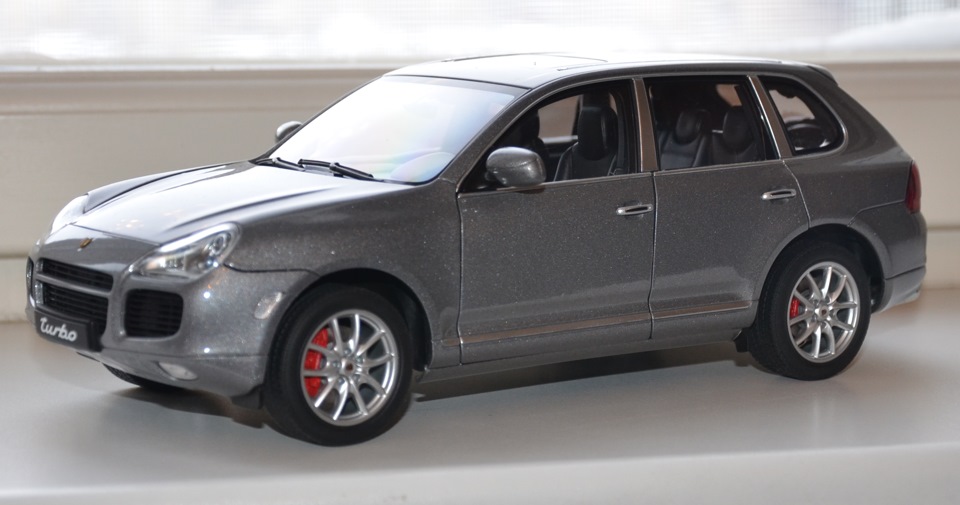 масштабные модели porsche cayenne 1:18 масштабные модели porsche cayenne 1:18
