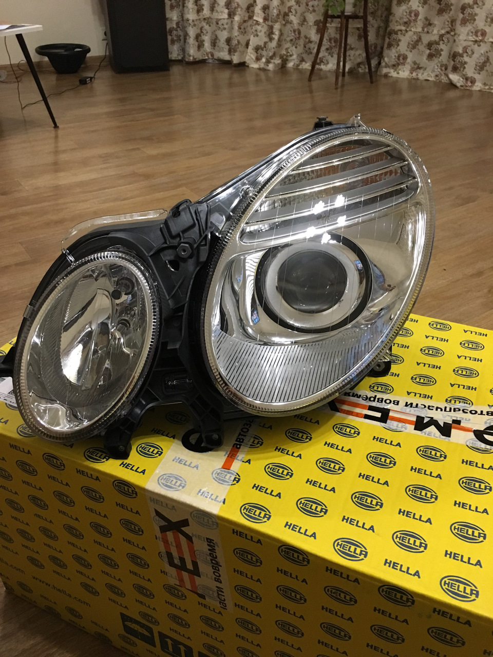 Фото в бортжурнале Mercedes-Benz E-Class (W211)