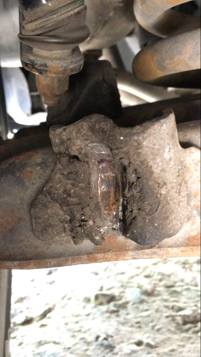 Скрежет при вывороте руля — Lincoln Town Car III, 4,6 л, 1999 года ...