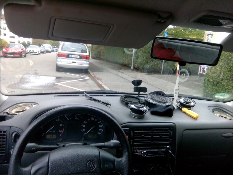 Динамики blaupunkt и порядок на панели — Volkswagen Polo Hatchback Mk3 ...