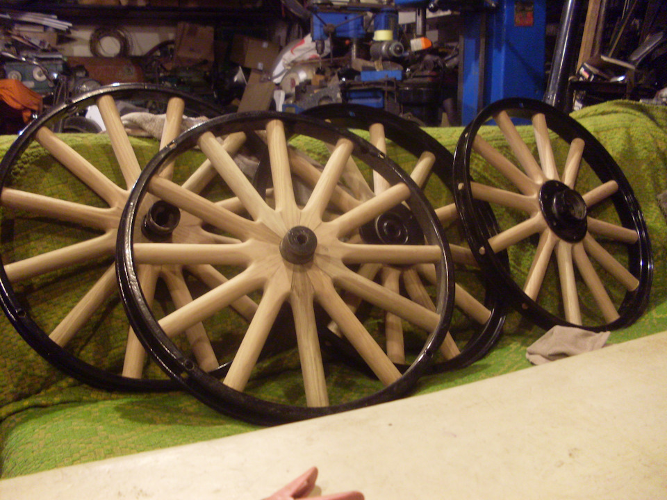 Restoration of a Ford T 1912 h 5 Wood wheel