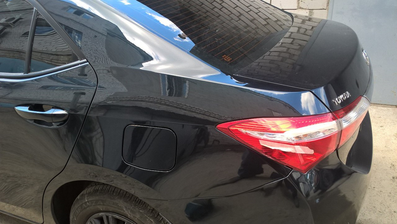 Toyota corolla.Рихтовка заднего крыла и покраска+покраска заднего ...