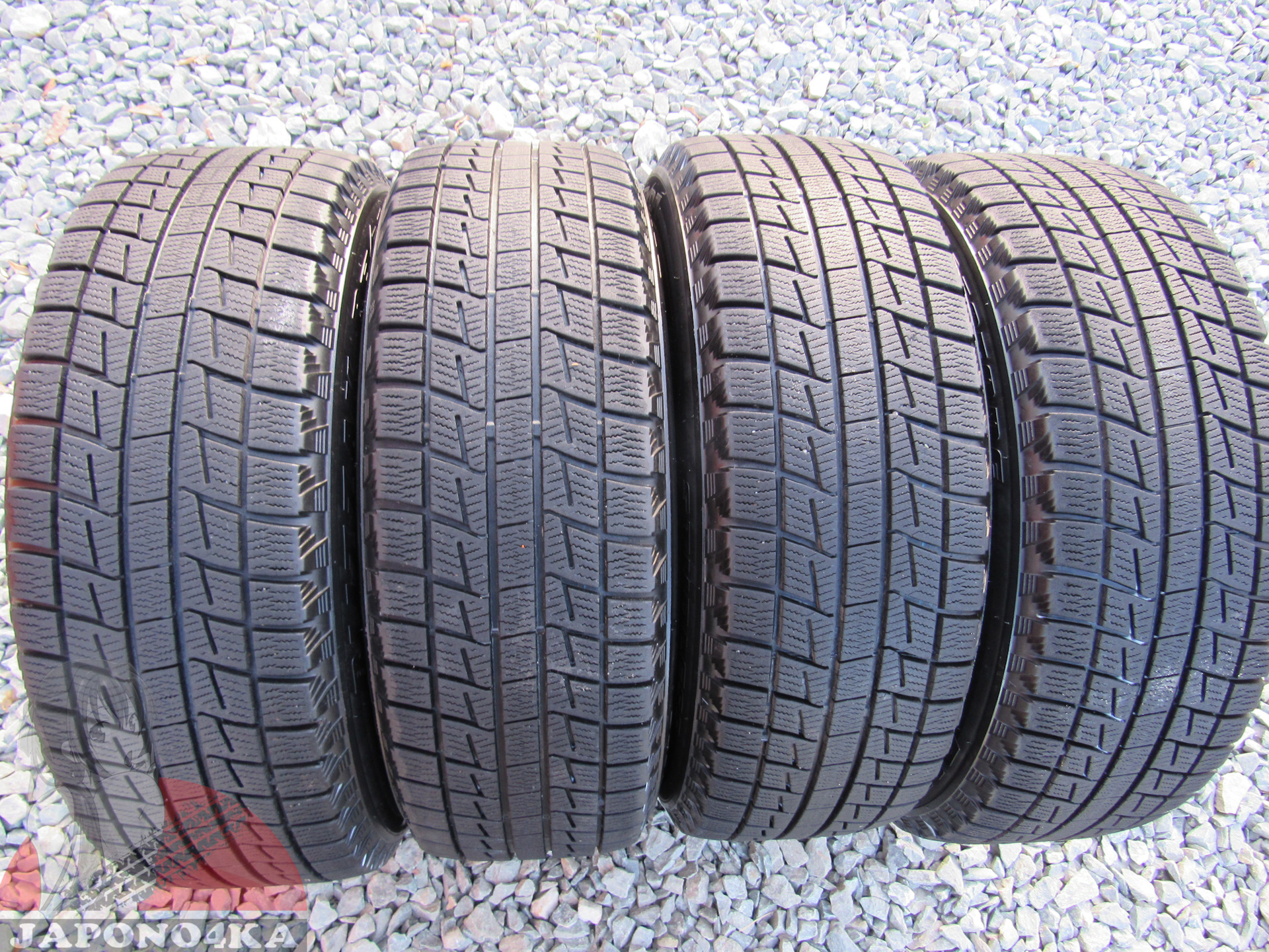 215 65 r16 blizzak. Bridgestone Revo 1 215/55 17. Бриджстоун 215/65/16. Bridgestone Blizzak RFT. Revo 1/5.