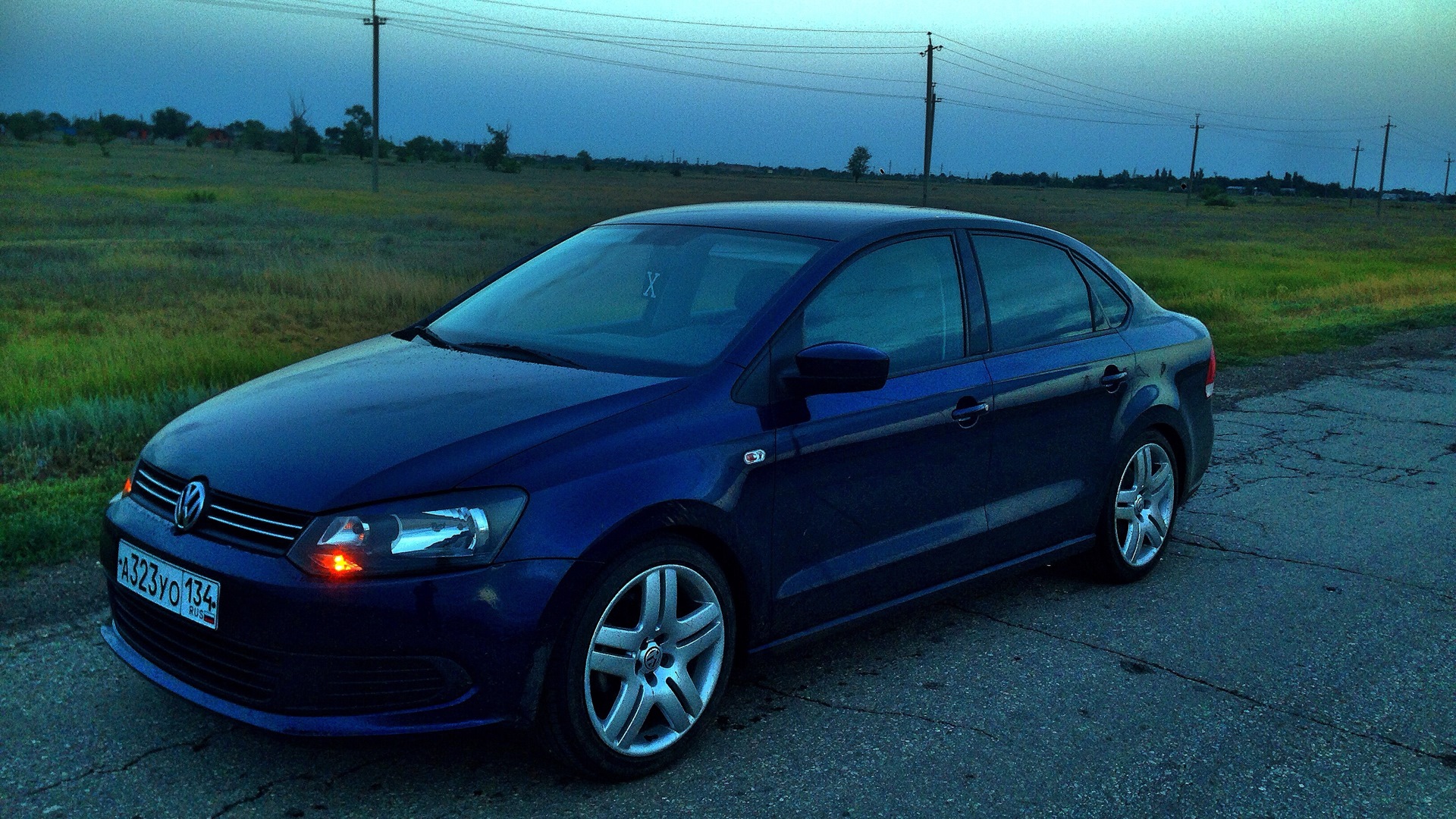 Volkswagen Polo long Beach r17