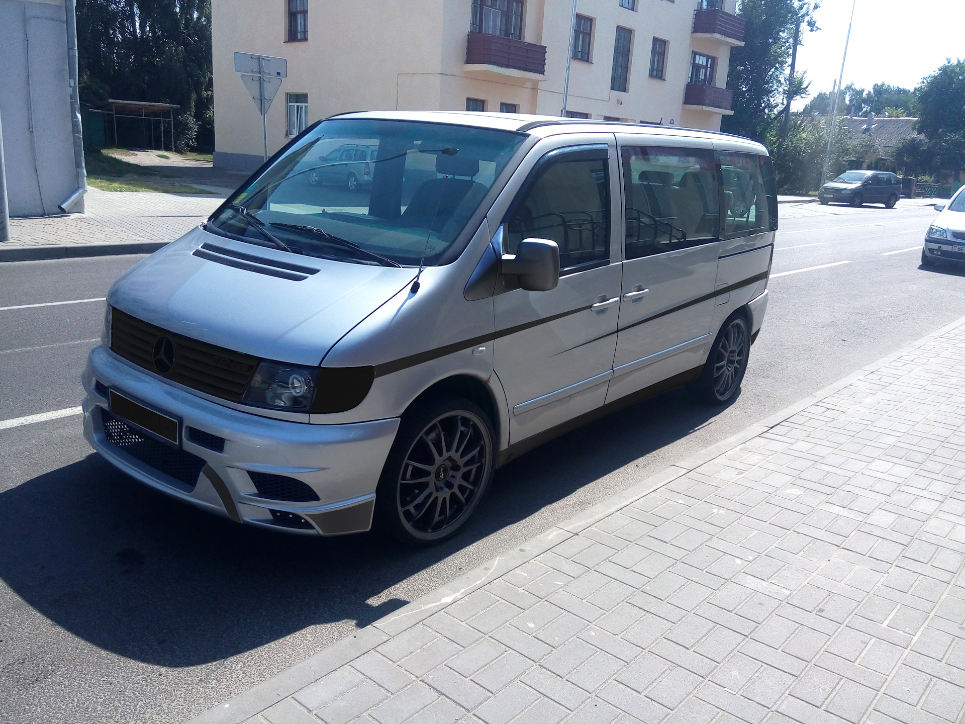 Стар фото отзывы. Mercedes Vito 1. Mercedes-Benz Vito (1g). Мерседес Бенц Вито 1 поколение. Мерседес Вито 1.9.