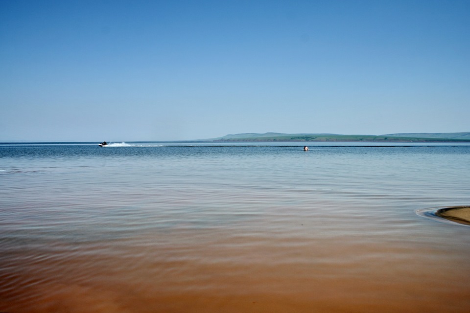 Братское Взморье золотые Пески. Братское море Иркутск золотые Пески. Золотые Пески Братское водохранилище Осинский район. Братское море пляж золотые Пески.