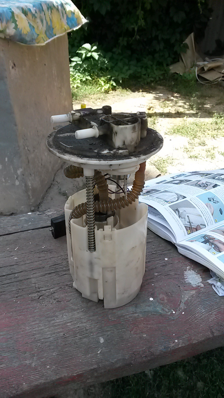 Плавающие обороты. — Lada Калина хэтчбек, 1,6 л, 2008 года | своими ...