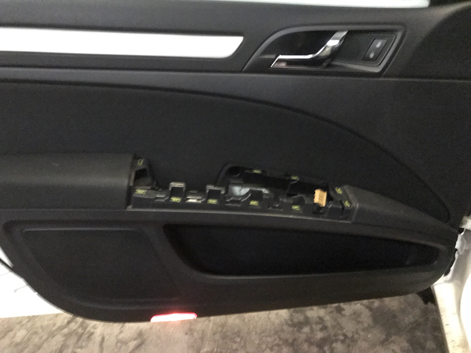 Сломался стеклоподъемник((((( — Skoda Superb Mk2, 1,8 л, 2015 года ...