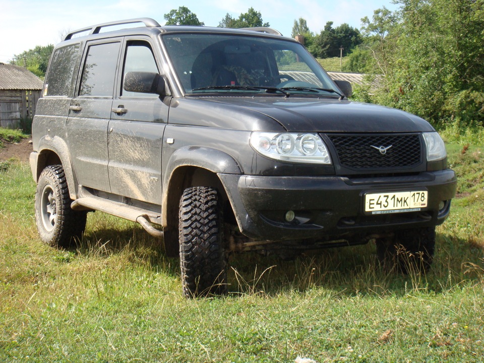 Авантюрин цвет уаз. Авантюрин УАЗ.