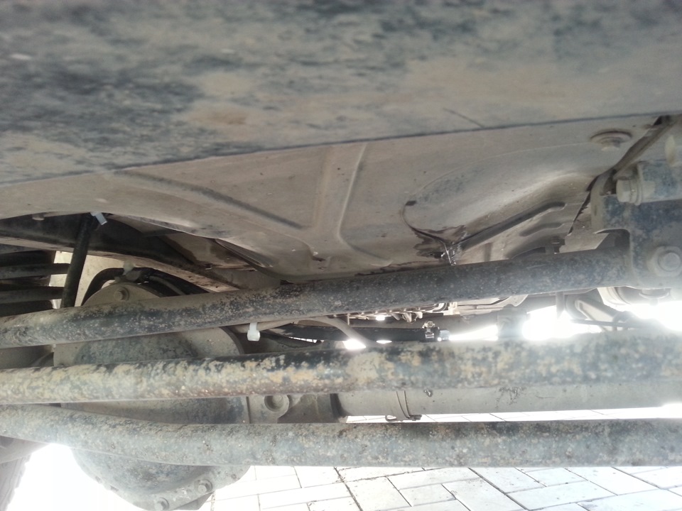 Вывод сапунов под капот — УАЗ Patriot, 2,7 л, 2012 года | тюнинг | DRIVE2