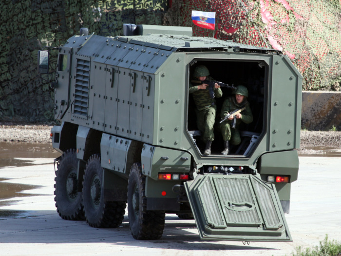 Военный автомобиль тайфун фото 5 необычных КамАЗов, которые больше, чем просто грузовики. - DRIVE2