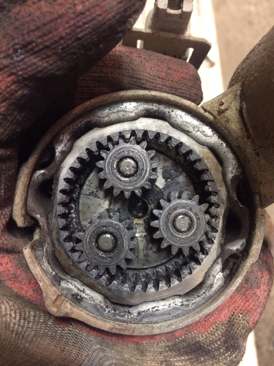 Фото в бортжурнале Nissan Almera II (N16)