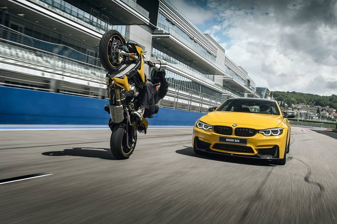 Мотоцикл BMW Постер