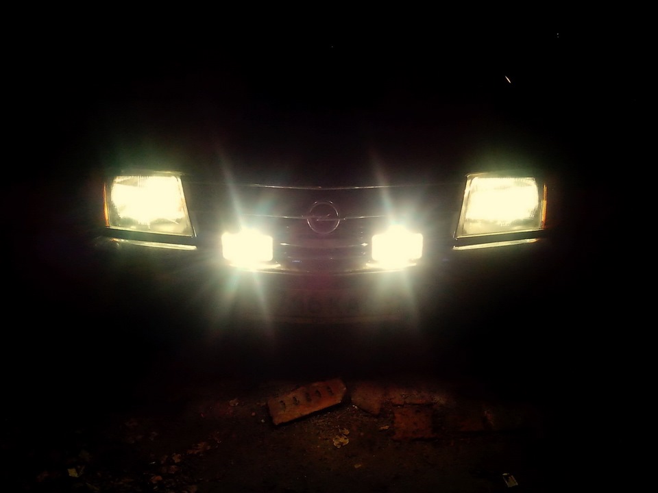 Фото в бортжурнале Opel Rekord E