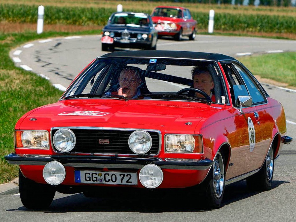 Opel fiat. Opel Commodore. Opel Commodore b. Opel Commodore 1972. Опель Командор.