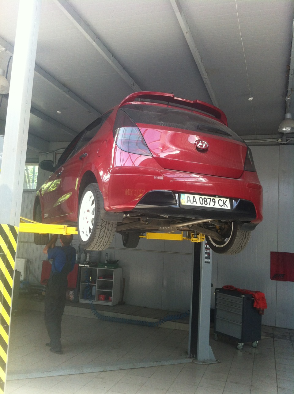 Стук при проезде неровностей — Hyundai i30 (1G), 1,6 л, 2011 года ...