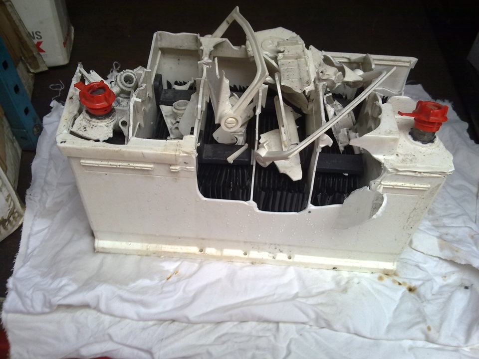 Какой вред может нанести взрыв аккумулятора?