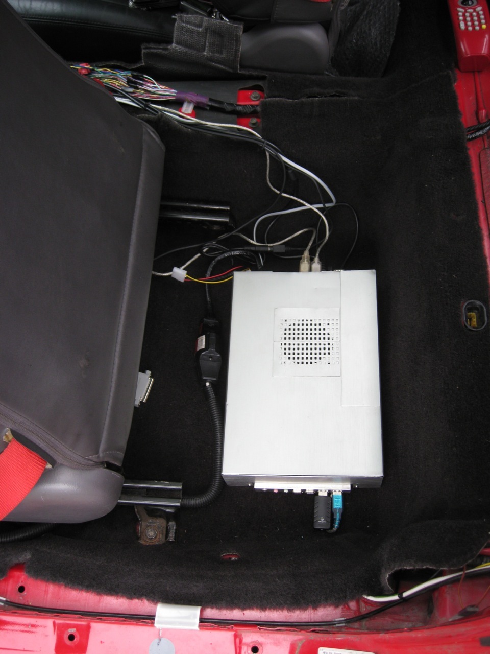 Installing a Computer in a car - Toyota Celica 20L 2000