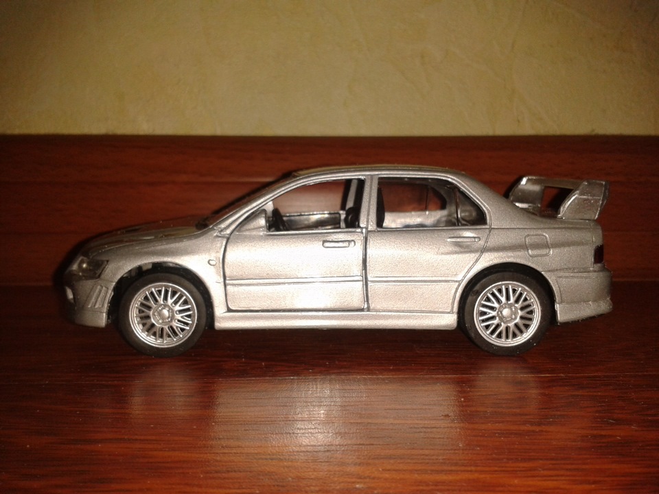Моделька ЭВО 7 — Mitsubishi Lancer IX, 1,6 л, 2004 года | просто так ...