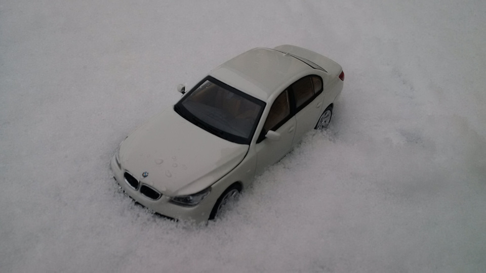 Фото в бортжурнале BMW 5 series (E60)