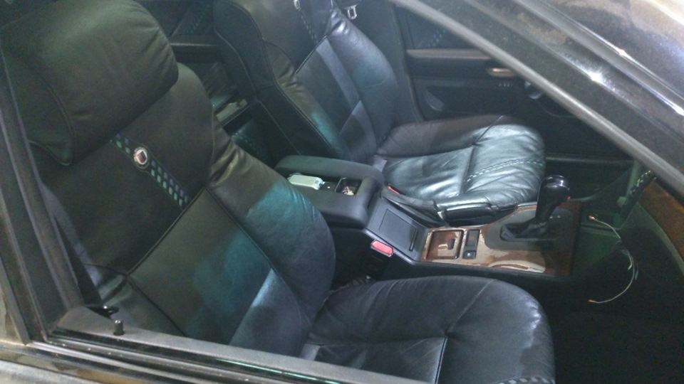 Фото в бортжурнале Alpina B10 (E39)