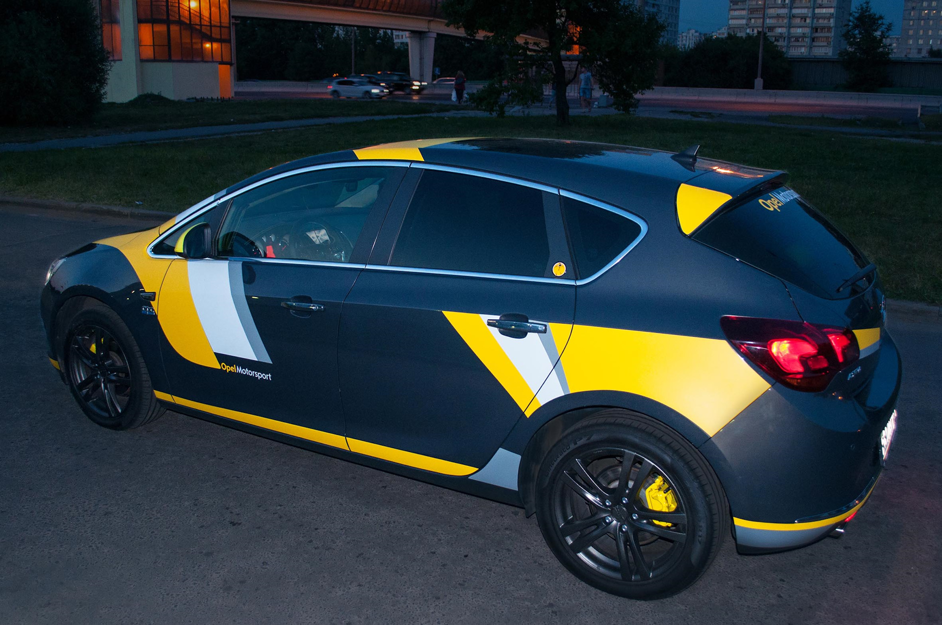 Opel Astra GTC РІРёРЅРёР»