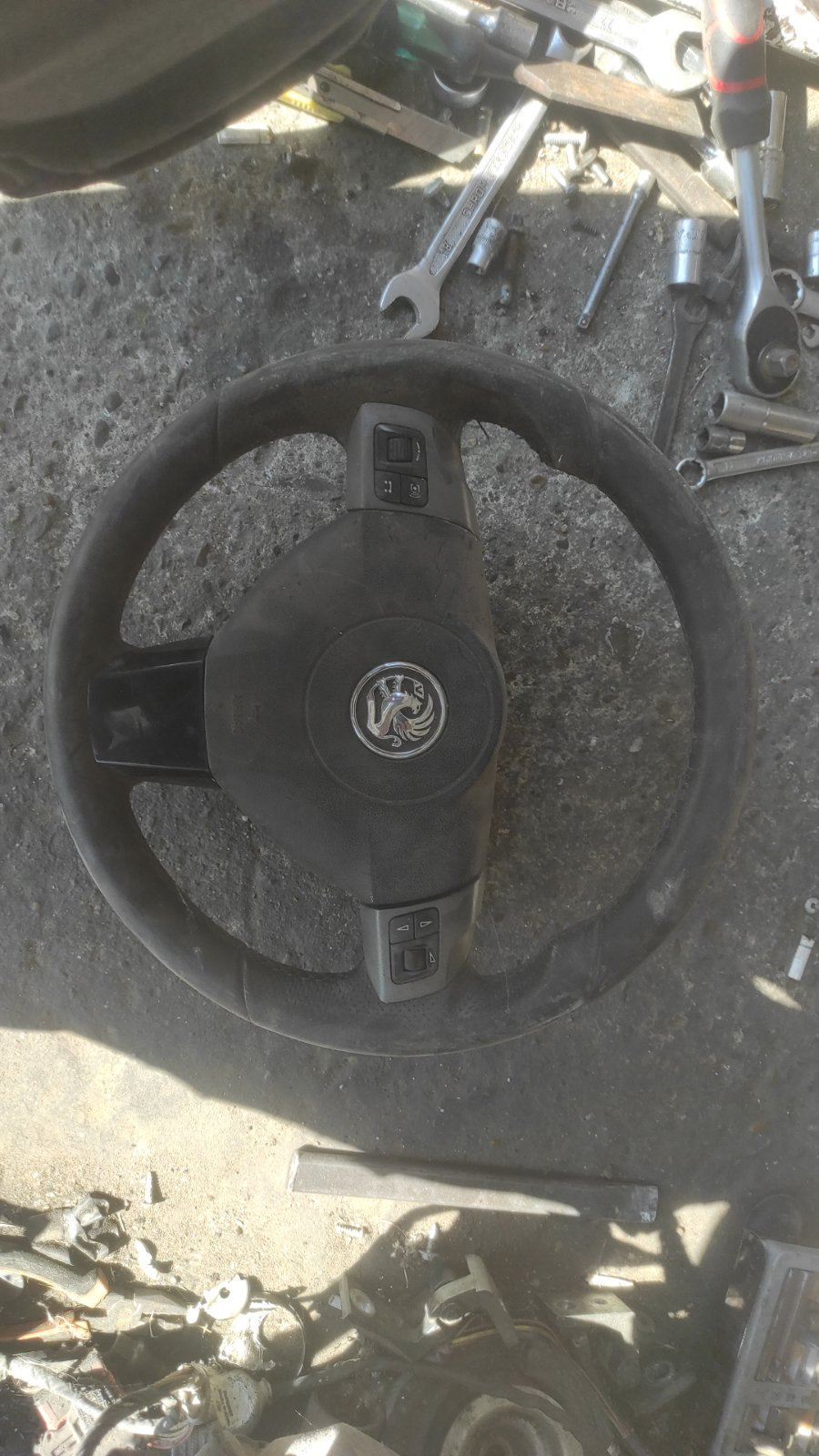Спорт руль — Opel Vectra C, 1,9 л, 2008 года | аксессуары | DRIVE2