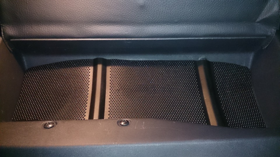 Коврик в перчаточный ящик. Коврик в бардачок. Коврик в бардачок. Карпет в бардачок приора. Бардачок на торпеду шевроле круз 2011.