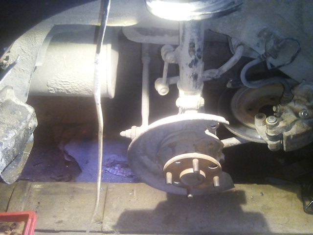 Как поменять ступичный подшипник на toyota Sprinter marino 4age ...