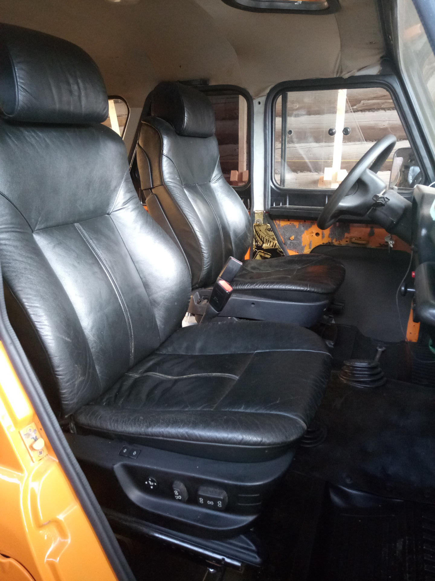 УАЗ 469 тюнинговые сидения