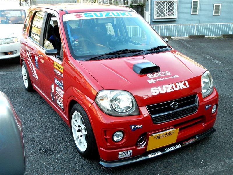 Suzuki tune. Suzuki Kei works 2002. Suzuki Kei 0.7 Turbo. Suzuki Kei обвес. Suzuki Kei Truck Tuning.